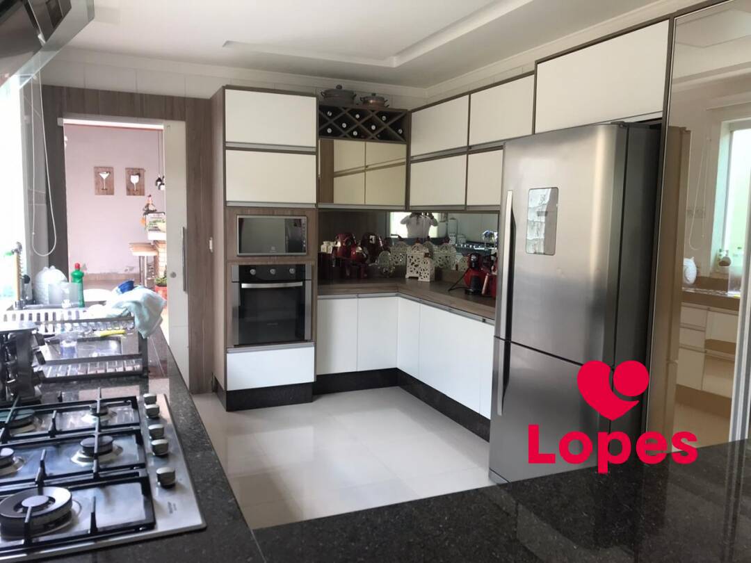 Sobrado à venda com 3 quartos, 219m² - Foto 11