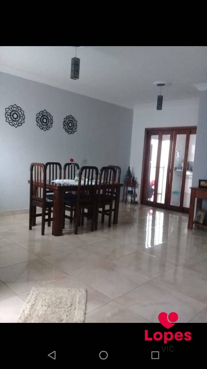 Casa à venda com 4 quartos, 194m² - Foto 10