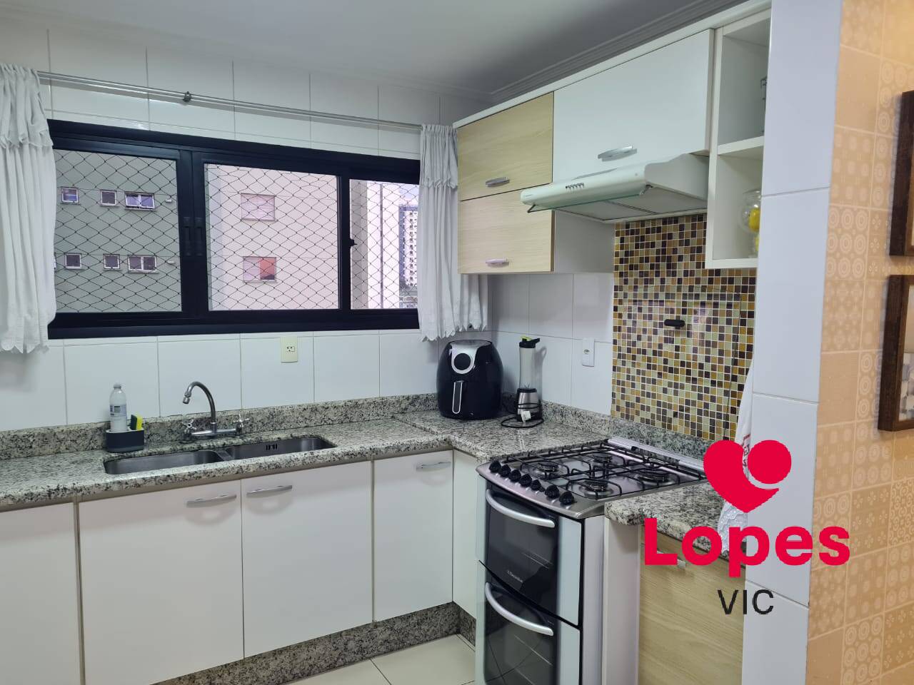 Apartamento à venda com 2 quartos, 143m² - Foto 32