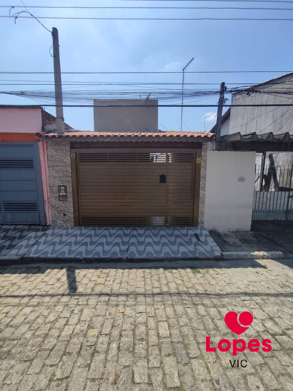 Casa à venda com 2 quartos, 155m² - Foto 1