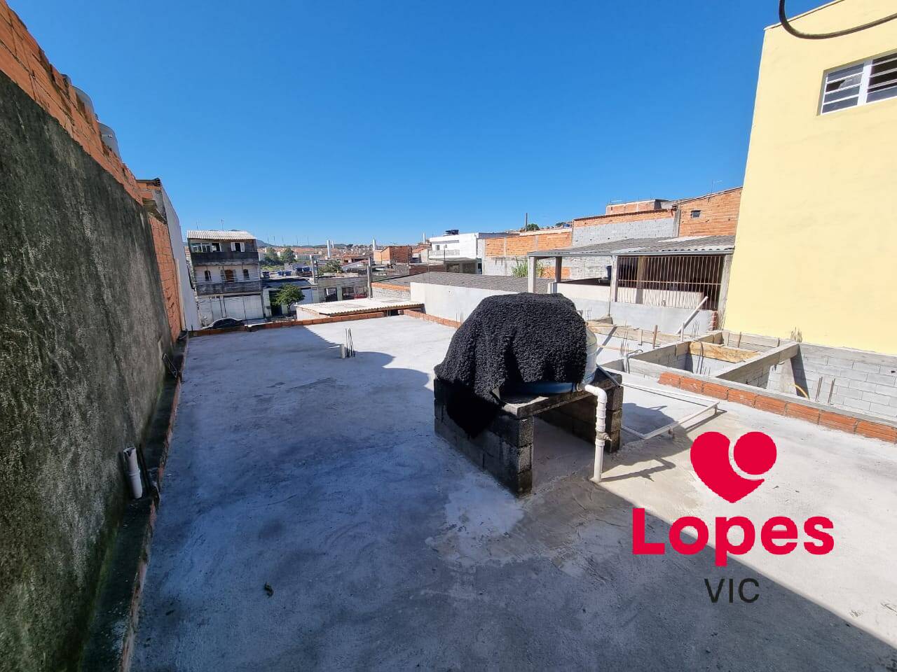 Casa à venda com 1 quarto, 231m² - Foto 4