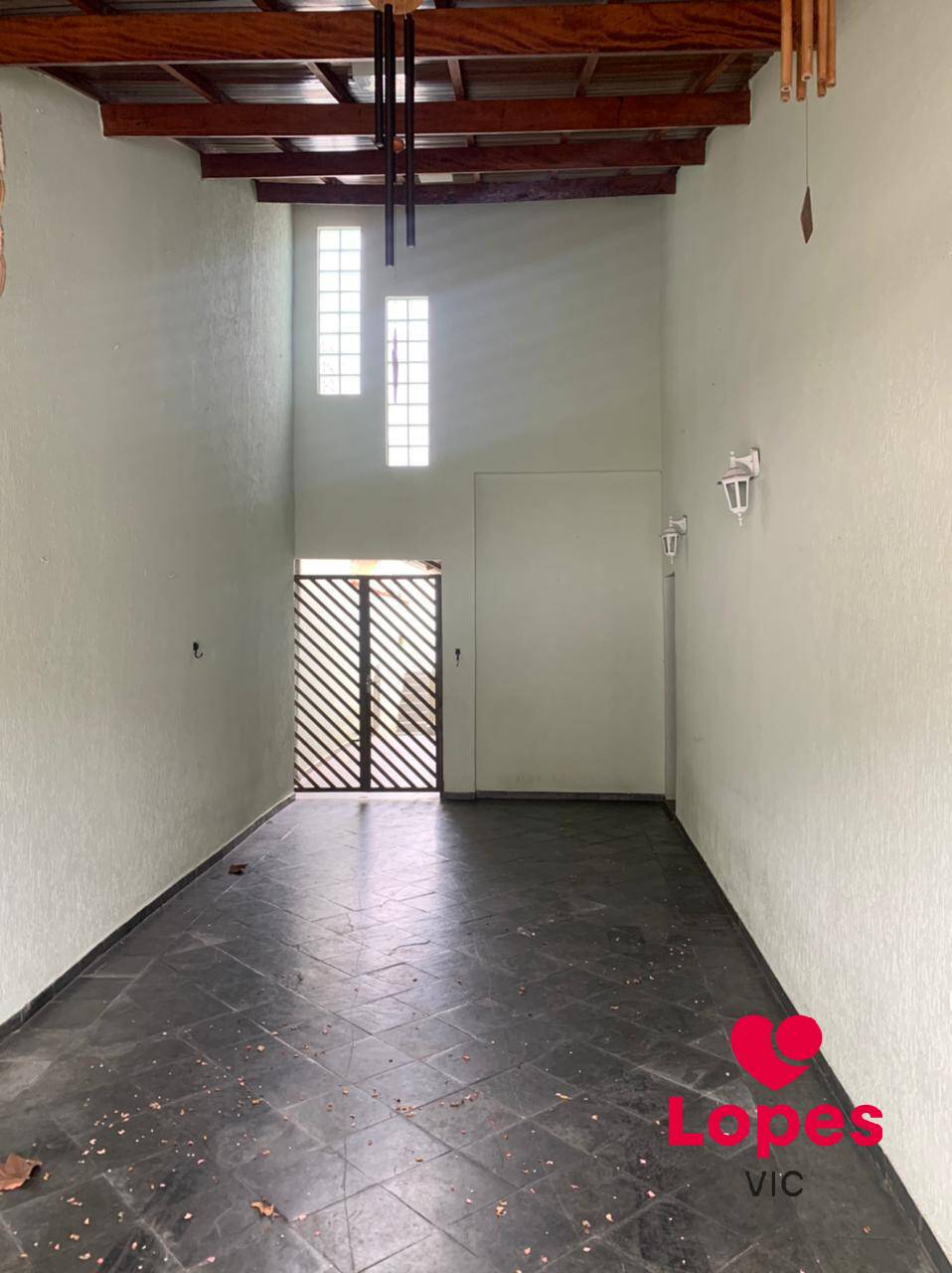 Casa à venda com 3 quartos, 130m² - Foto 4