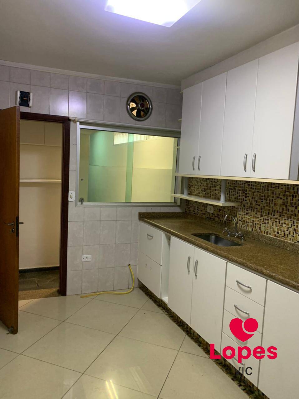 Casa à venda com 3 quartos, 130m² - Foto 26