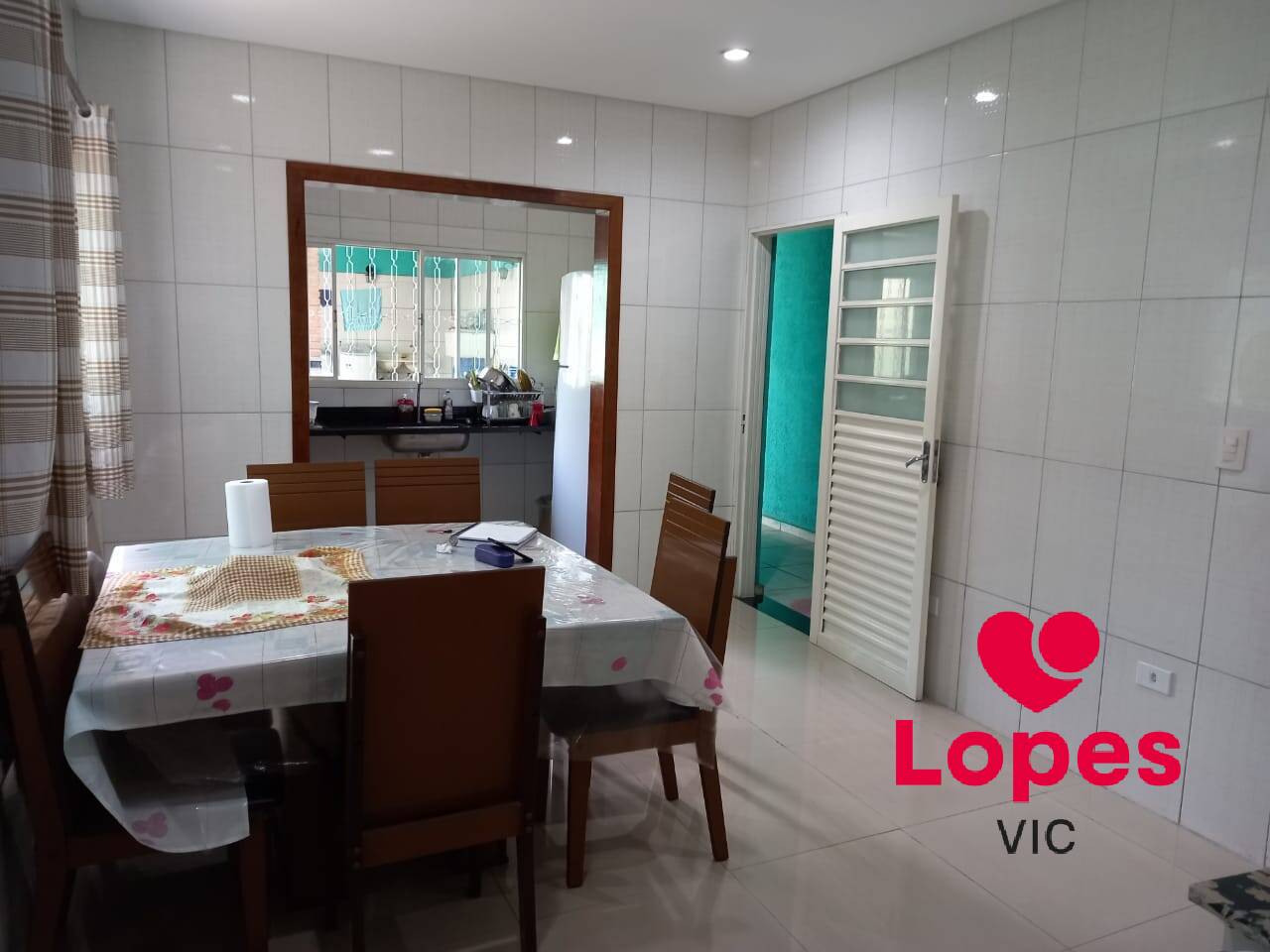 Sobrado à venda com 3 quartos, 202m² - Foto 4