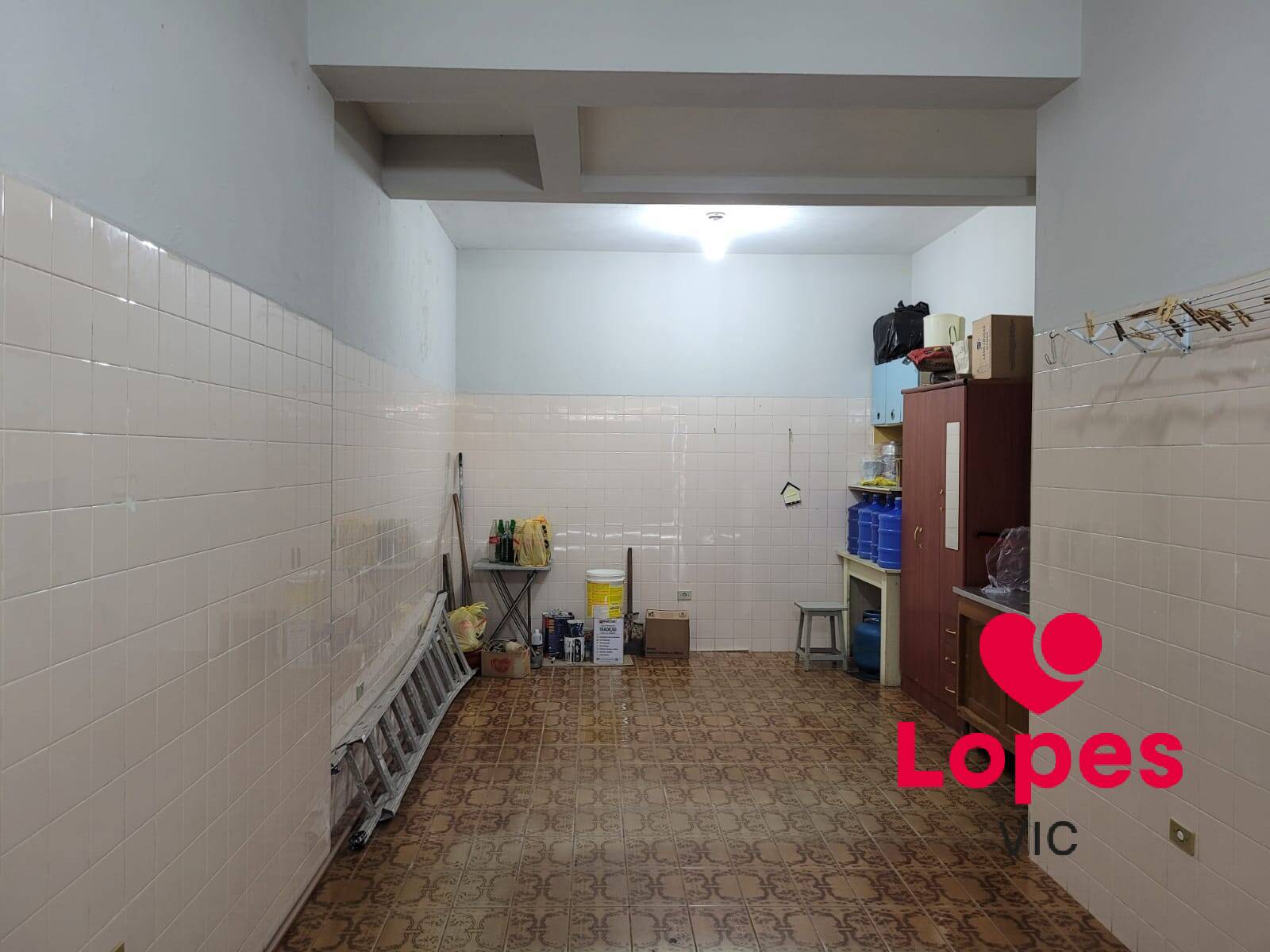 Sobrado à venda com 4 quartos, 200m² - Foto 4