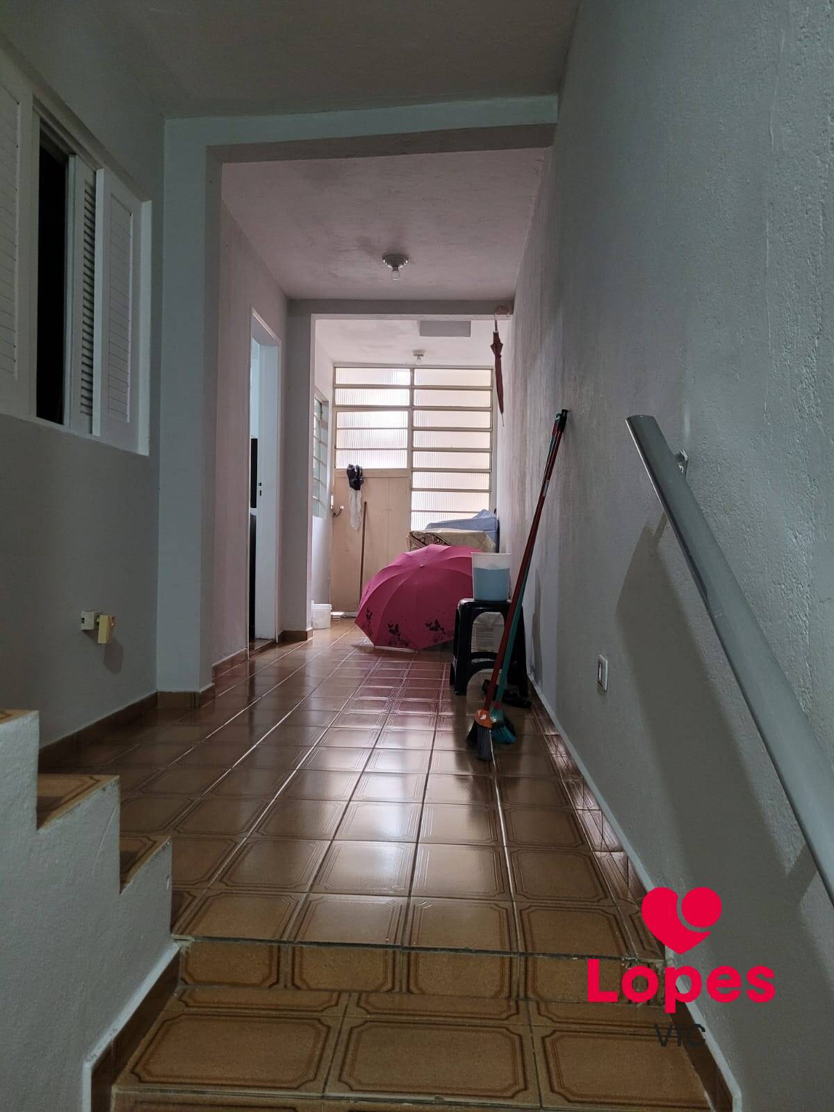 Sobrado à venda com 4 quartos, 200m² - Foto 5