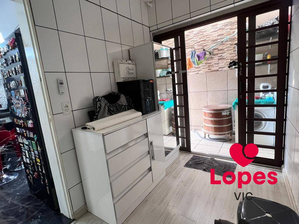 Sobrado à venda com 3 quartos, 200m² - Foto 25