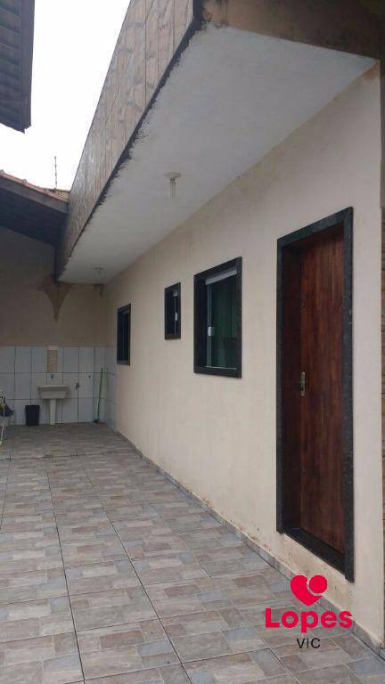 Sobrado à venda com 3 quartos, 150m² - Foto 4